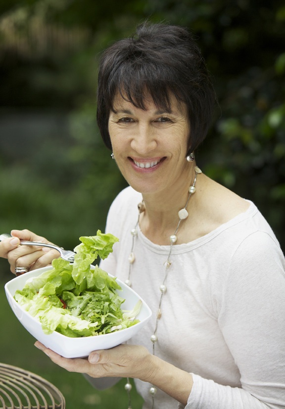 Catherine Saxelby_eating_salad 2