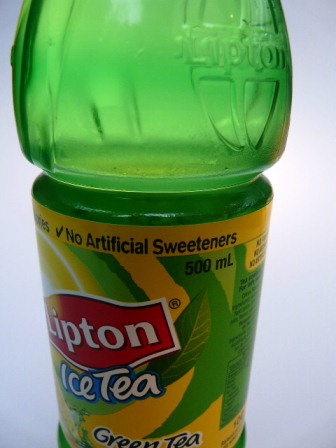 Lipton_Ice_Tea_single_bottle
