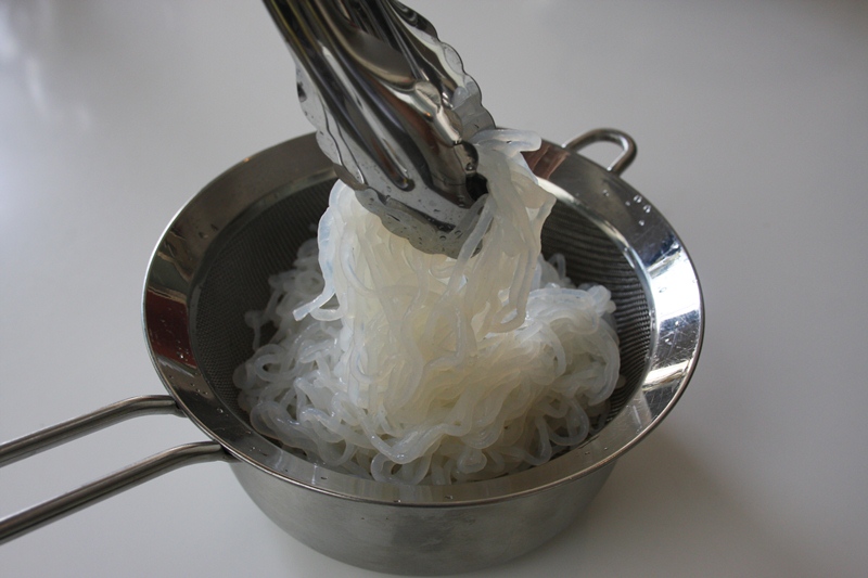 konjac noodles drained