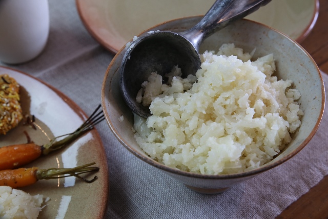Cauli Rice scoop2